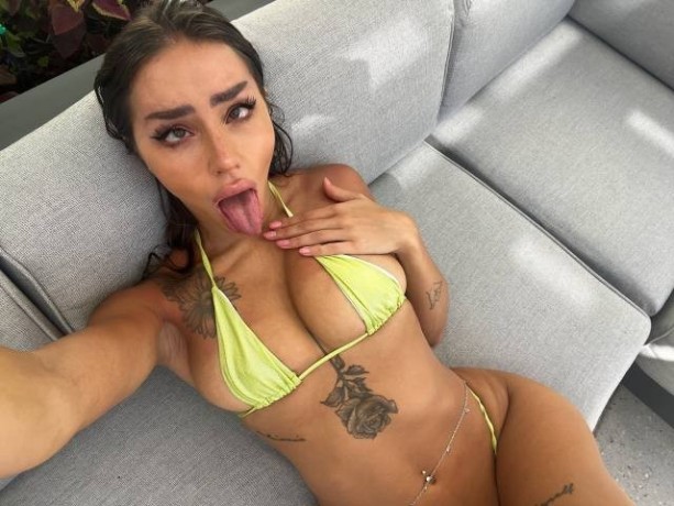 i-accept-my-payment-in-person-sell-party-favorssell-video-content-analblow-job-69-985-414-0463-big-3