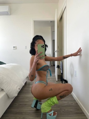 slim-thicc-light-skinned-dic-suckin-lips-anal-queen-sexmassage-247-hmu-2135645989-big-1